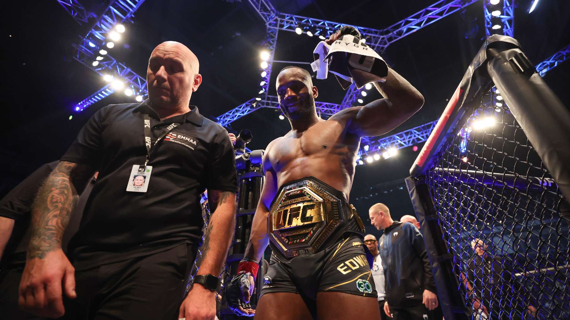 蓝月亮再展辉煌四连冠 超级计算预测英超曼城阿森纳利物浦三强争霸